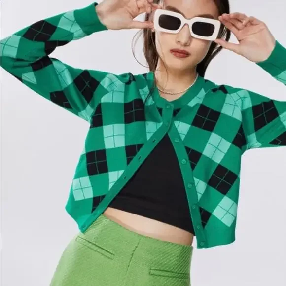 Zara Black Green Argyle Knit Cardigan Bloggers Favorite Size Medium - Picture 2 of 6